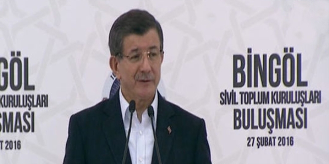 Davutoğlu: Şu an vekil olan biri bile...