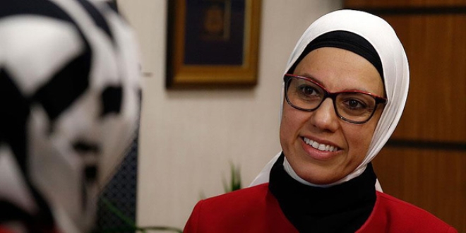 'Başörtüsüyle alakalı ilk hatıram annemin mesleğe veda etmesiydi'