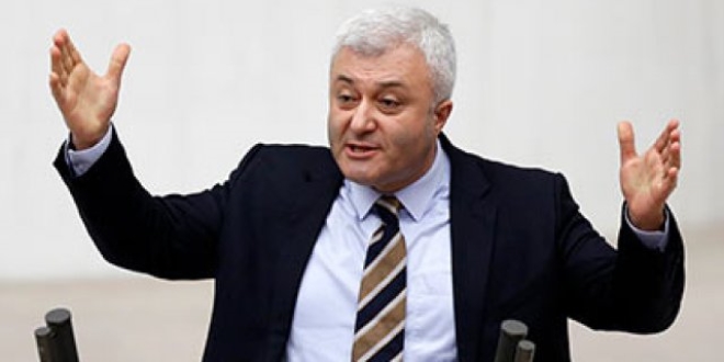 Tuncay Özkan: Cumhuriyet mitingleri için özür dilerim
