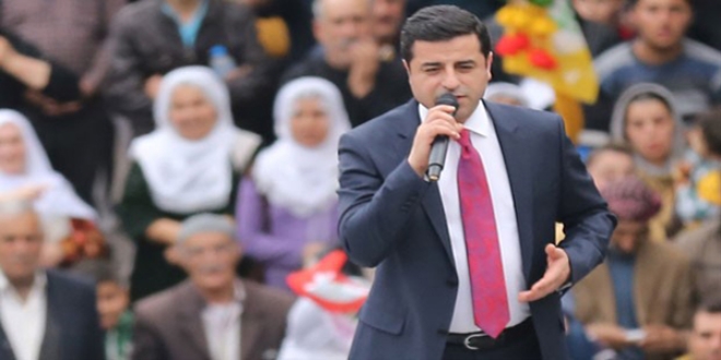 Demirtaş: Yasak kalksın, bir daha hendek olmayacak