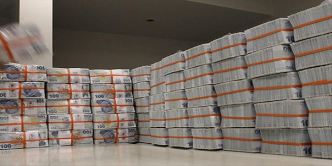 Hazine martta 3,8 milyar lirai borçlanmaya gidecek