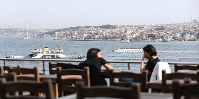 İstanbul serin hava ve sağanağın etkisine giriyor