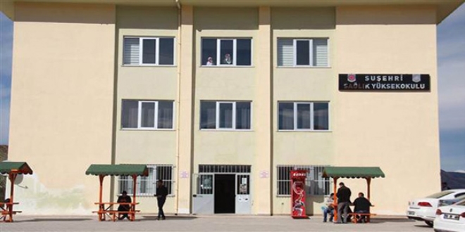 Yüksekokulda kavga: 25 öğrenci gözaltında