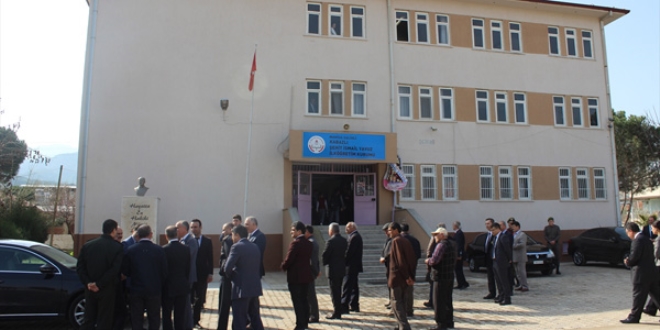 Şehidin adı, mezun olduğu okula verildi