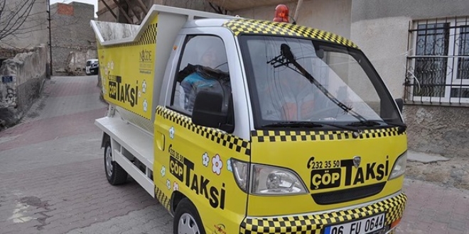 Dar sokaklara 'çöp taksi' hizmeti