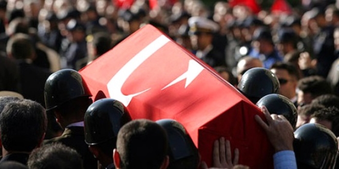 Sur'dan acı haber: Bir asker şehit