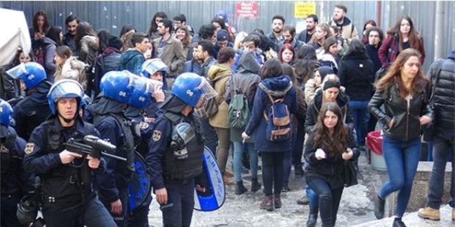 Ankara Üniversitesi'nde öğrenciler arasında kavga