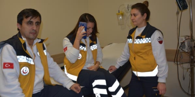 Samsun'da alkollü kadınlar sağlık ekiplerini darp etti