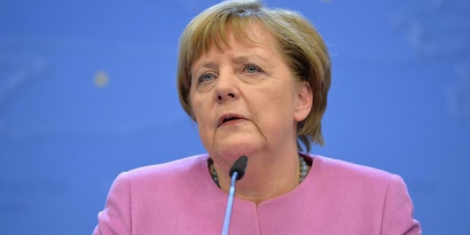 Merkel'in AB-Türkiye Zirvesi'nden 3 beklentisi var