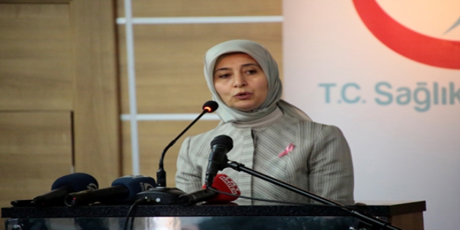Sare Davutoğlu AK Partili kadın milletvekilleriyle bir araya geldi