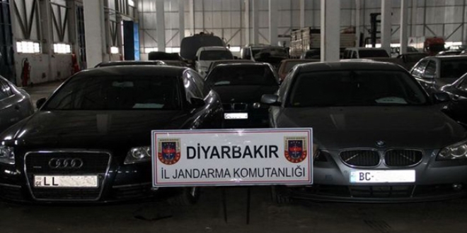 Gümrükte süre 2 yıla çıktı, lüks araç girişi patladı
