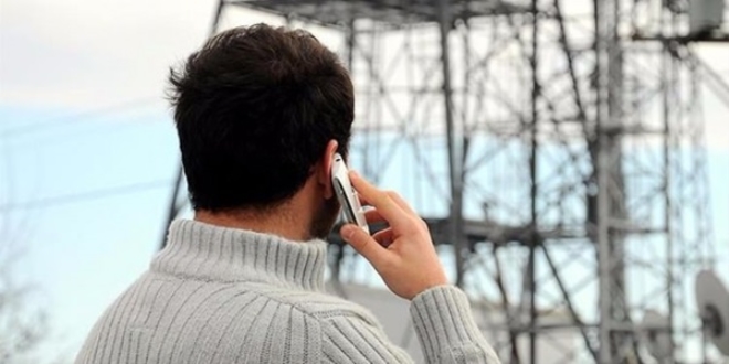 Telefon dolandırıcının 'savcı' kapışması