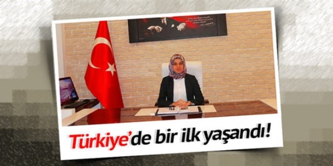 Türkiye'nin ilk başörtülü kaymakamı görevine başladı