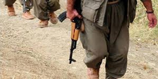 PKK'nın silah deposu toprak altından çıktı!