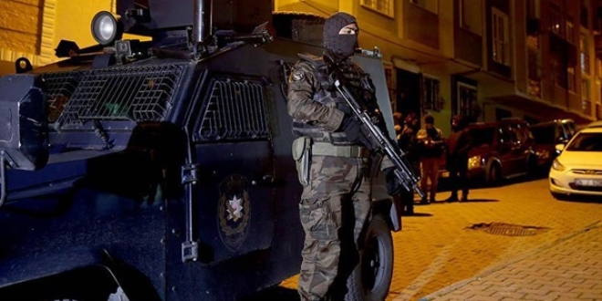 Terör operasyonlarında 320 kişiye gözaltı