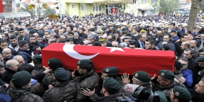 Şehit özel hareket polisi son yolculuğuna uğurlandı