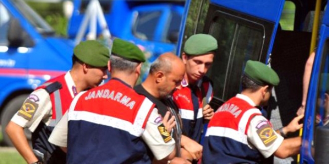 El bombası satmaya çalışan 2 kişiye 12 yıl hapis