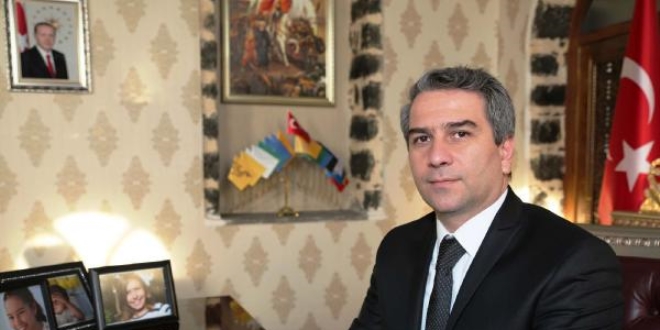 PKK propagandası yapan 4 öğretmen açığa alındı