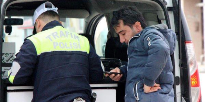 Ters yönde giden sürücüye psikiyatr'a sevk edildi