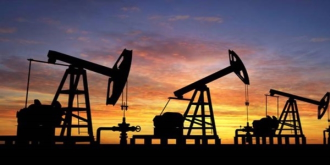 Petrolün fiyatı 42 doları geçti