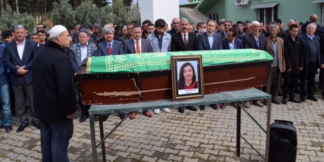 Kalp krizi geçiren lise öğrencisi toprağa verildi