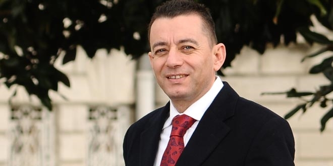 'İlkokul mezunları, üniversitelilerden daha ferasetli'
