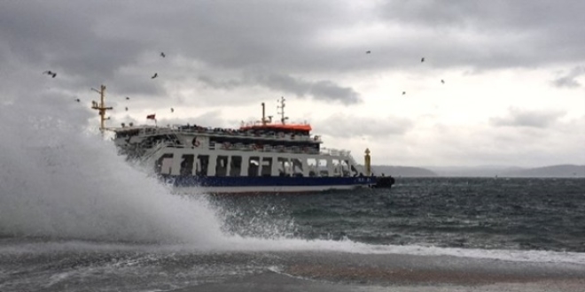 Kuzey Ege'de bazı seferler iptal edildi