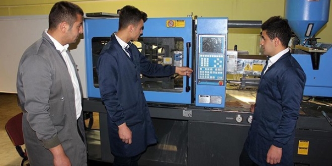 Meslek liselerinden ön lisanslara geçişte ek puan geliyor