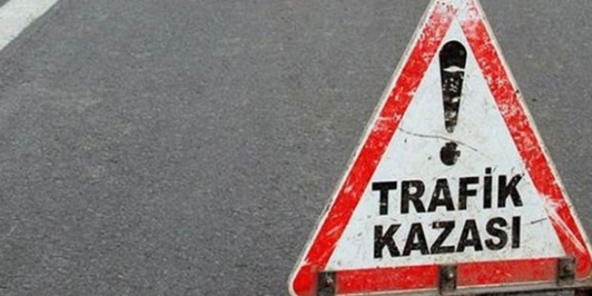 Salihli'de trafik kazas: 5 l