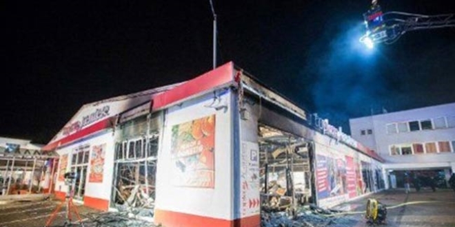 Almanya'da Türklere çirkin saldırı!