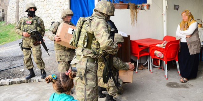 Şırnak'taki ailelere gıda yardımı
