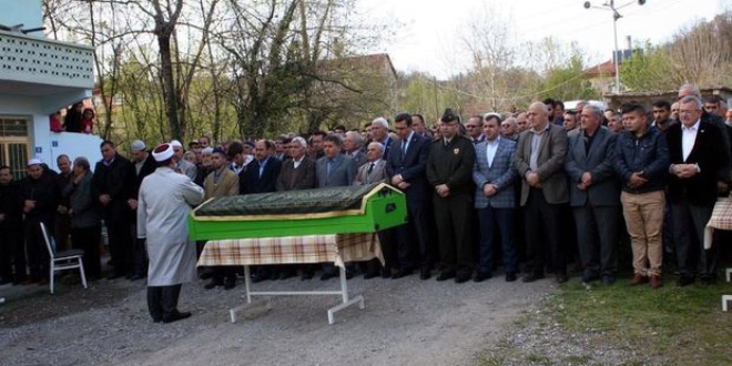 İntihar eden polis Zonguldak'ta toprağa verildi