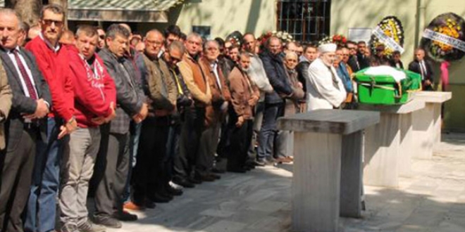 Balıkesir'de öldürülen avukat toprağa verildi