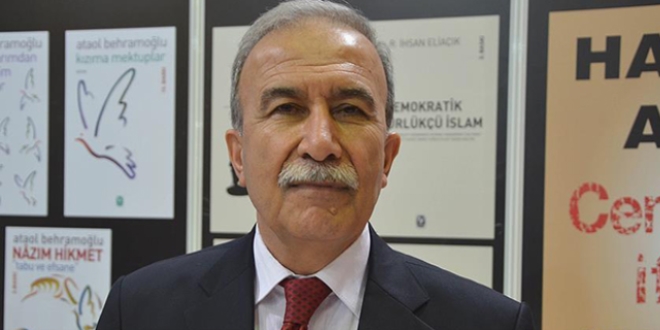 'Paralel Yapı Türkiye'de devletin yapısını bozdu'