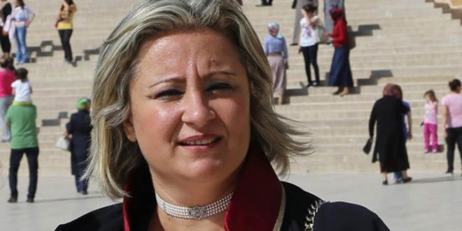 Kamu avukatları özlük hakları için gazetelere ilan verdi