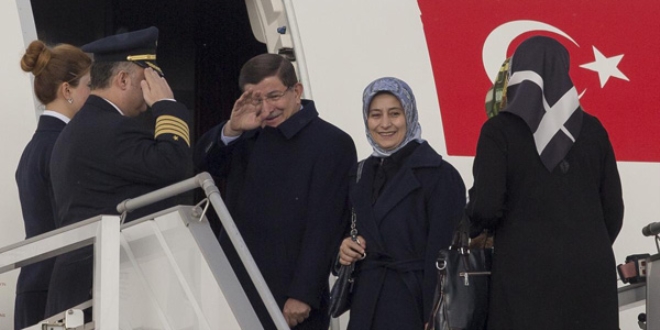 Başbakan Davutoğlu, Finlandiya'ya gitti