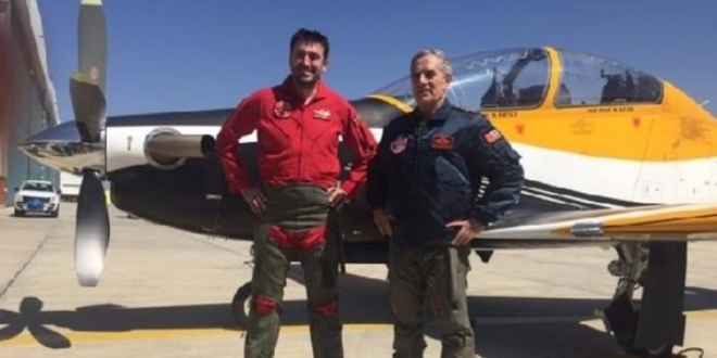 Orgeneral Öztürk HÜRKUŞ ve ATAK'ı kullandı