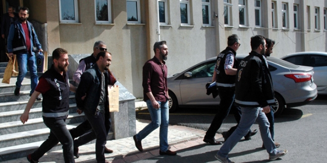 Genç kızın görüntülerini çeken 2 kişi tutuklandı