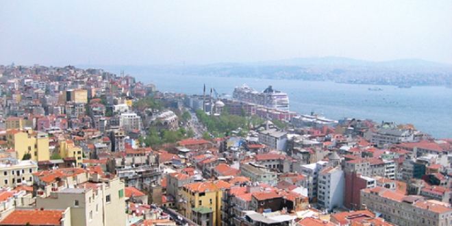 Yabancının adresi şehir merkezindeki dönüşüm