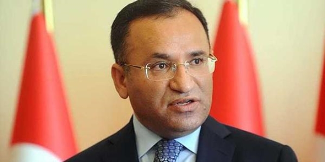 'Kılıçdaroğlu, siyasette edebin, seviyenin, ahlakın bittiğini göstermiştir'