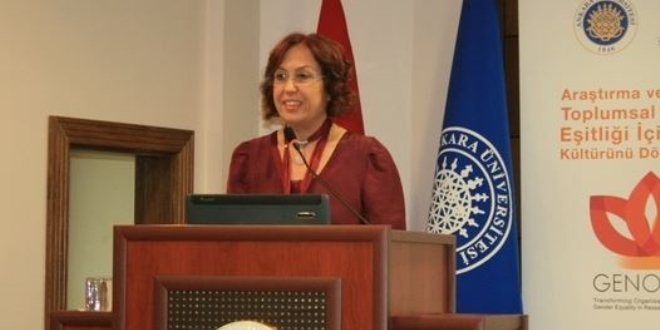 Dekanı istifa etti, istifası kabul edilmedi