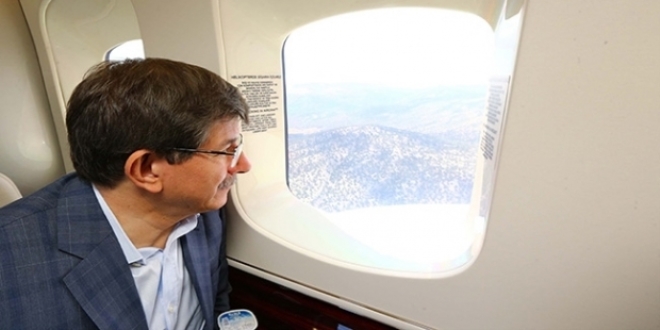 Başbakan Davutoğlu İstanbul'a gitti