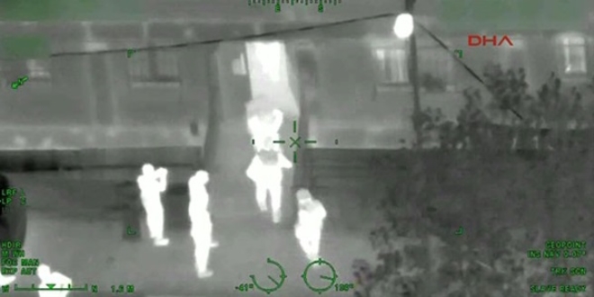 Gazi Mahallesi'nde terör operasyonu: 13 gözaltı