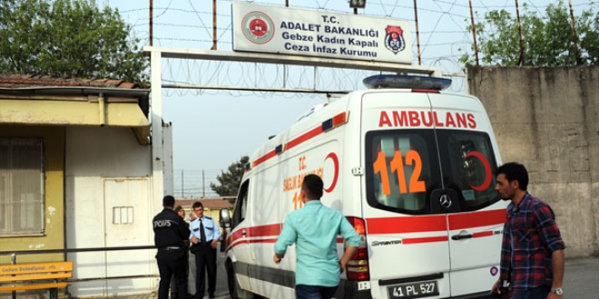 Kocaeli'de cezaevinde yangın çıktı