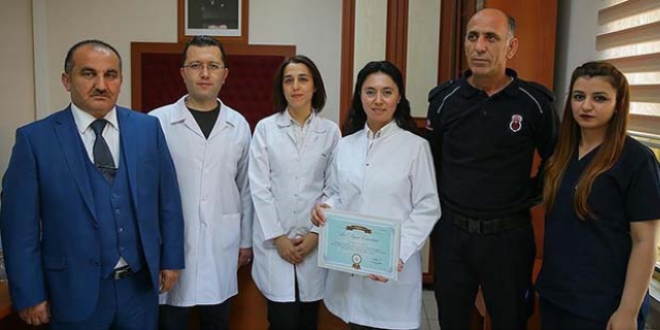 İzmir'de 'yılın doktoru' cezaevinden çıktı