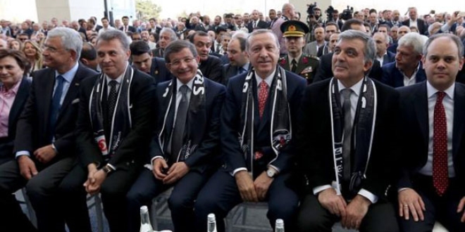 Erdoğan ve Davutoğlu Beşiktaş'ın yen stadı açılışına katıldı