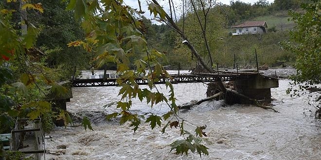 Malatya'da sele kapılan genç hayatını kaybetti