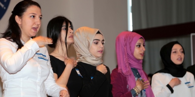 Hastanelerde işaret diliyle hizmet dönemi başladı