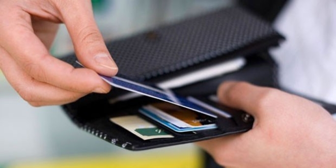 Takibe düşen krediler yüzde 2.8'den yüzde 3.3'e çıktı