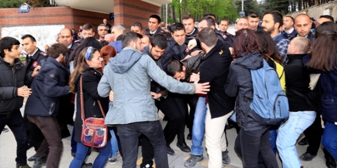 Anadolu Üniversitesinde arbede: 1 öğrenci yaralı